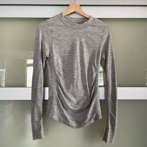 Athleta Long sleeve top (S)